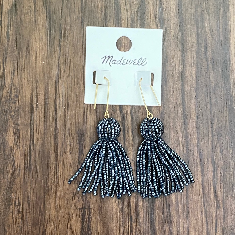 Madewell beaded tassel earring